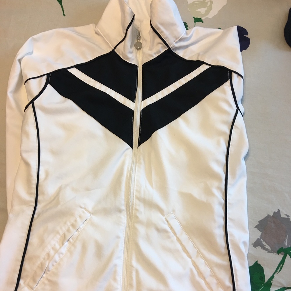 nike windbreaker jacket